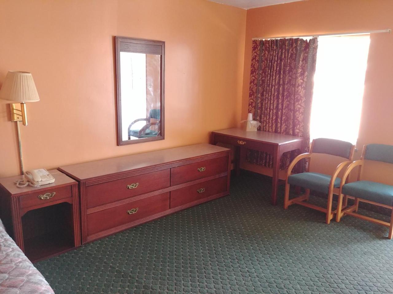 Budget Inn Princeton Bagian luar foto